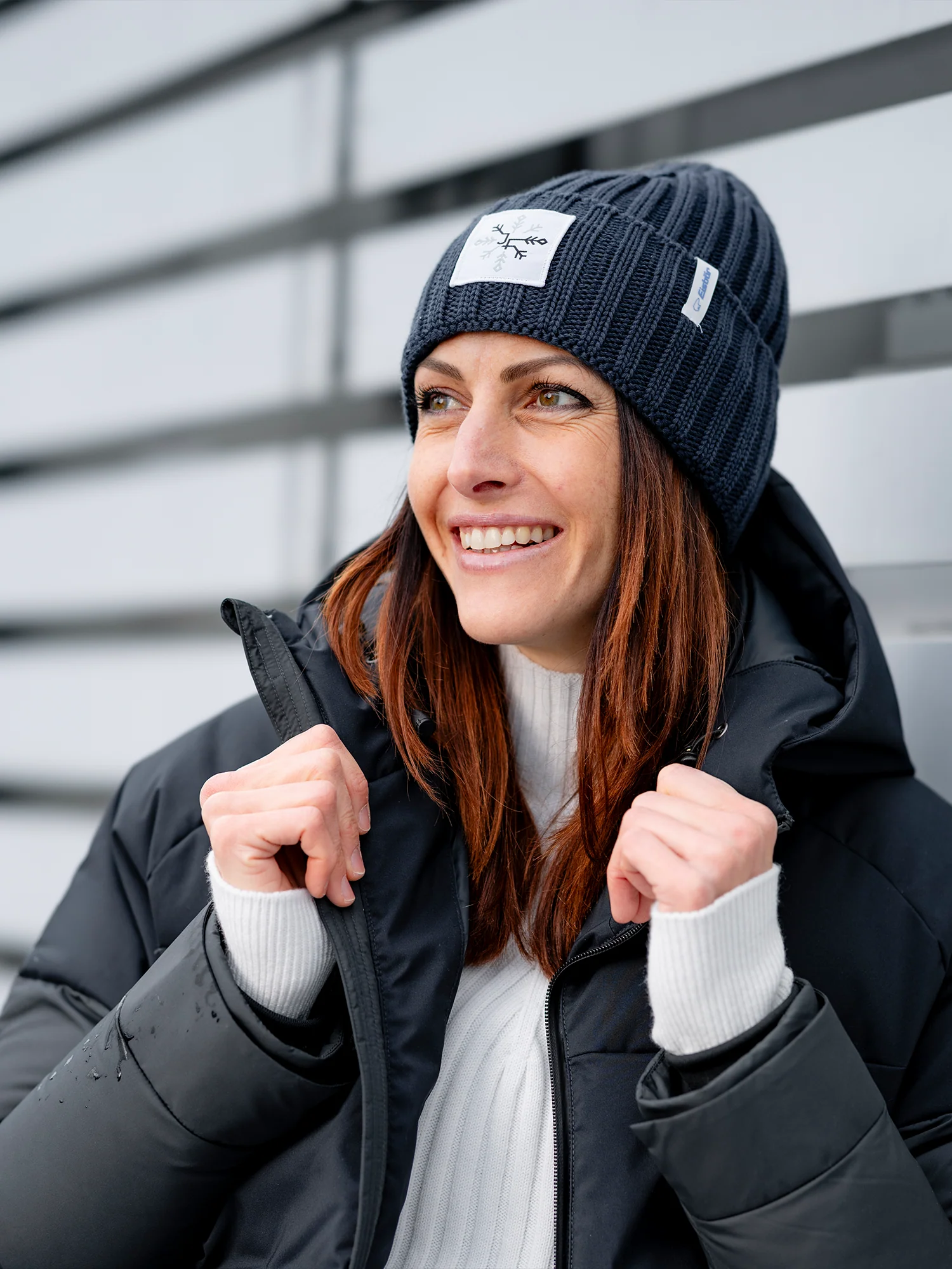 Janine Flock Mütze - Image 10