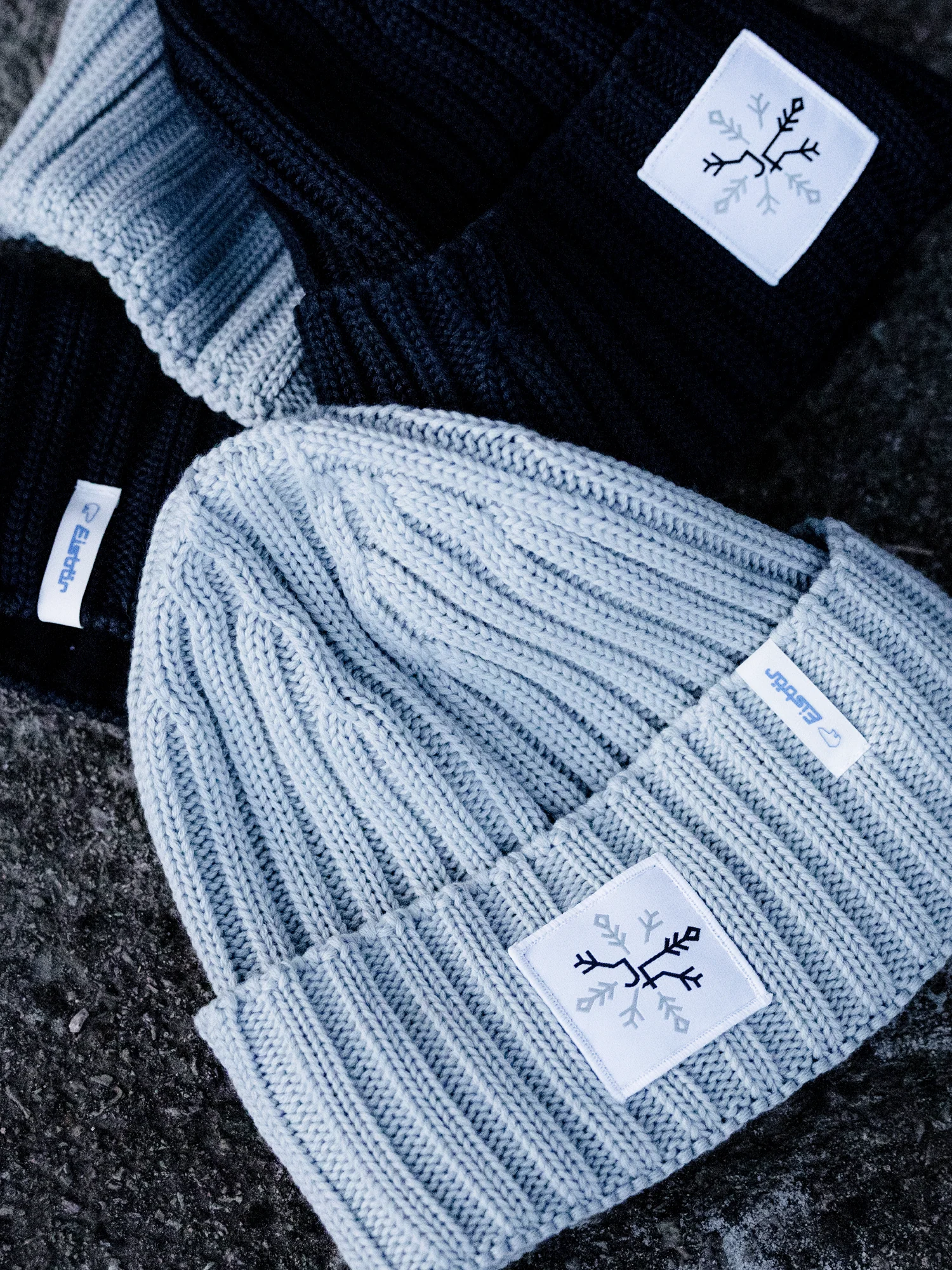 Janine Flock Mütze - Image 13